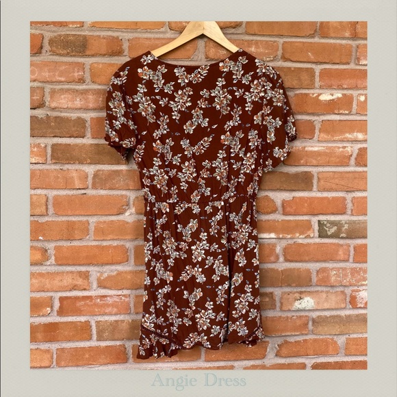 Angie Dress - Picture 2 of 4